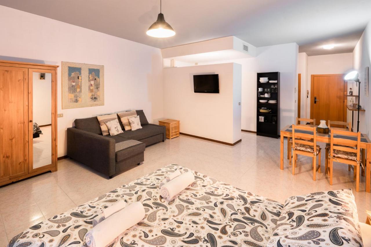 Mama Apartments Рива дел Гарда Екстериор снимка