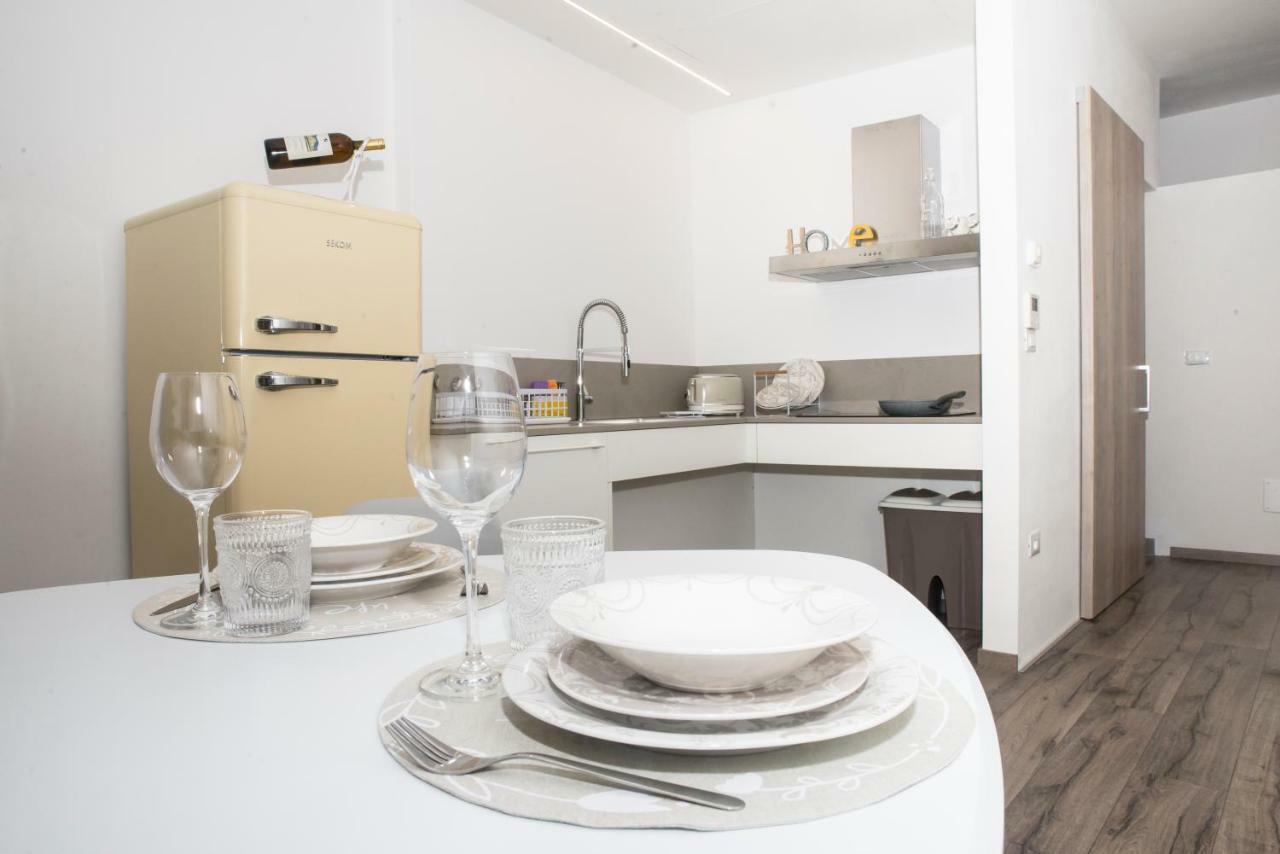 Mama Apartments Рива дел Гарда Екстериор снимка